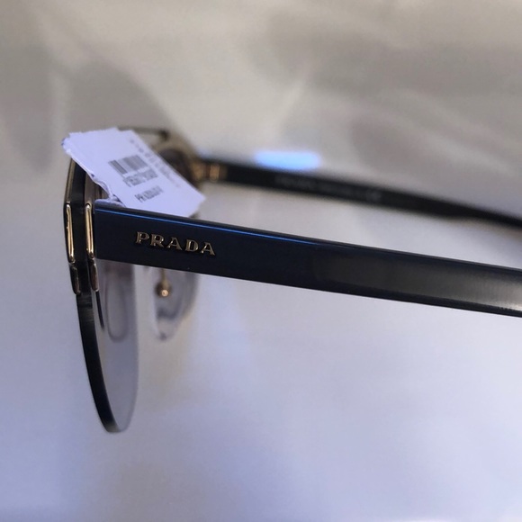 Prada Sunglasses Brand New - Picture 5 of 7